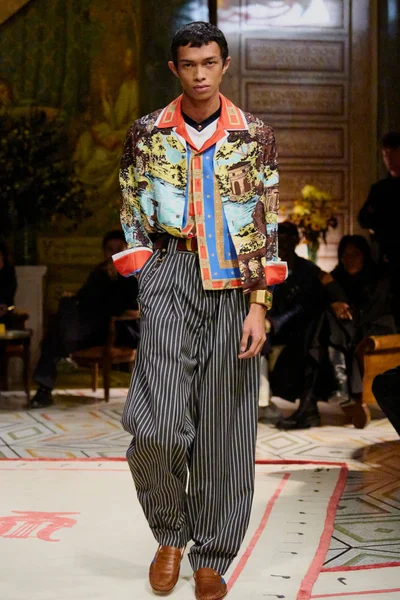 Look 67